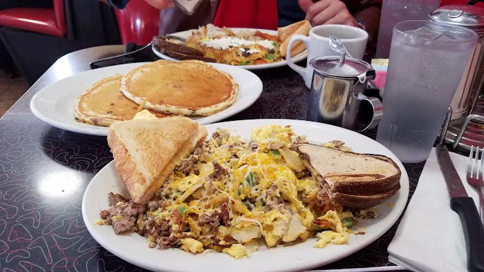 Tio’s Diner Mexican American Restaurant and Cantina Picture 3