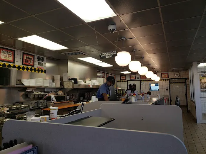 Waffle House Picture 7