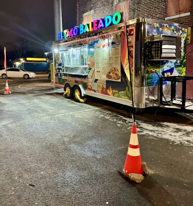El Taco Baleado Picture 3