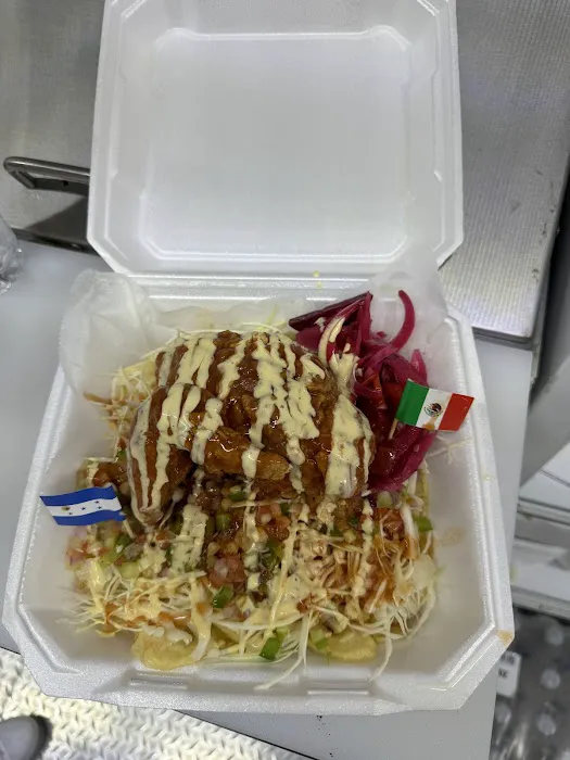 El Taco Baleado Picture 4