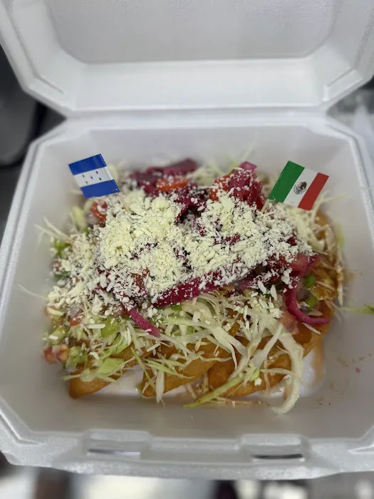 El Taco Baleado Picture 6