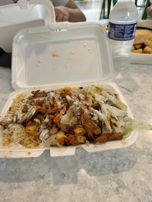 Sammy's Halal Picture 8