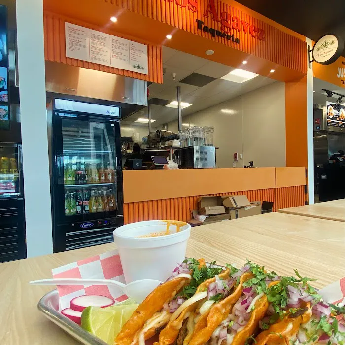 Los Agavez Taqueria Picture 2