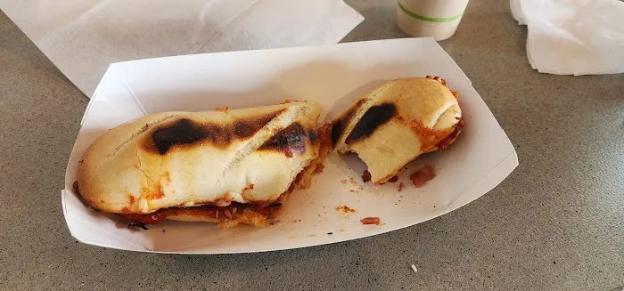 Gants Pizza at The Little Grand Market Picture 2