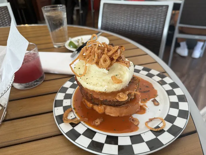 Cap City Fine Diner and Bar Picture 4
