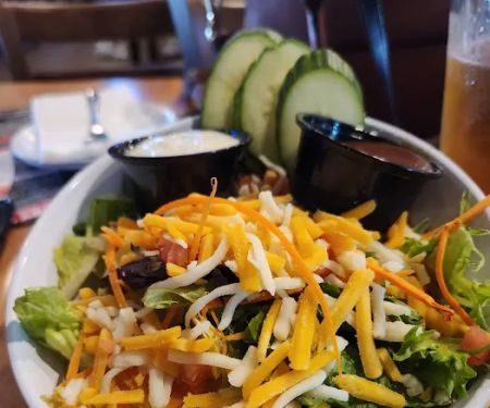 Yogi's Bar & Grill