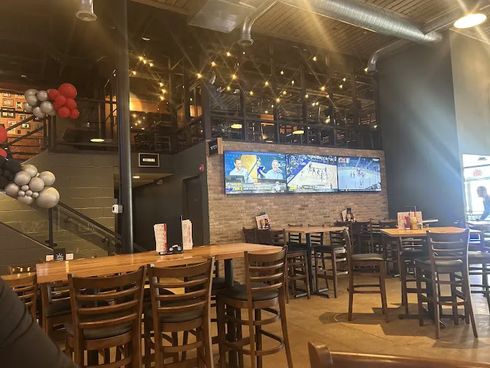 Yogi's Bar & Grill Picture 4