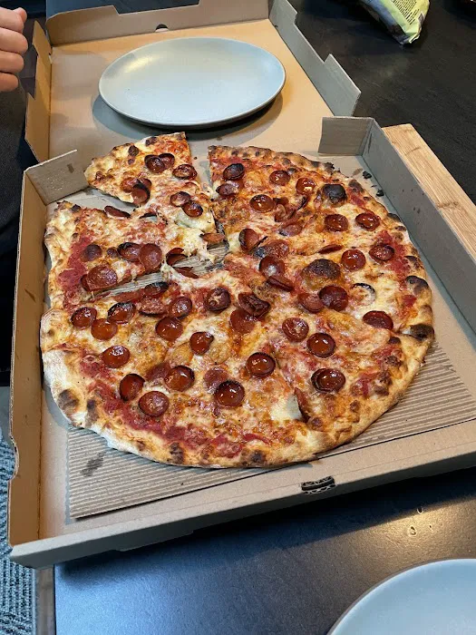 Sexton's Pizza Picture 3
