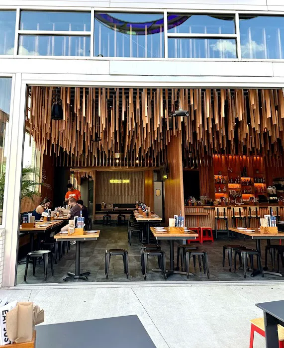 Mẹcha Noodle Bar Picture 2