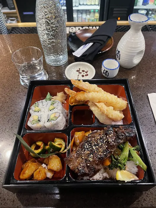 Domo Sushi Kitchen Bar Picture 2