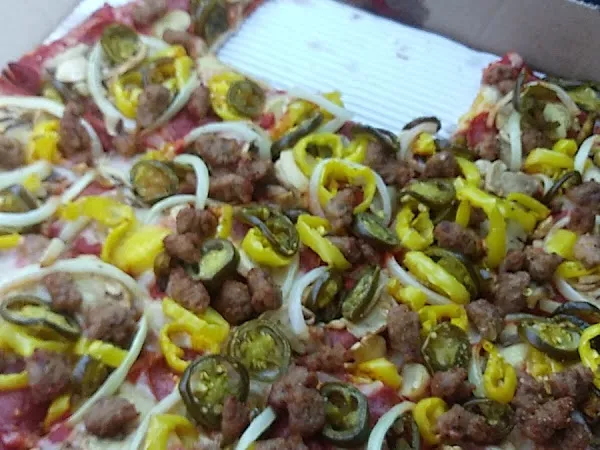 Dawghouse Pizza & Bar Picture 8