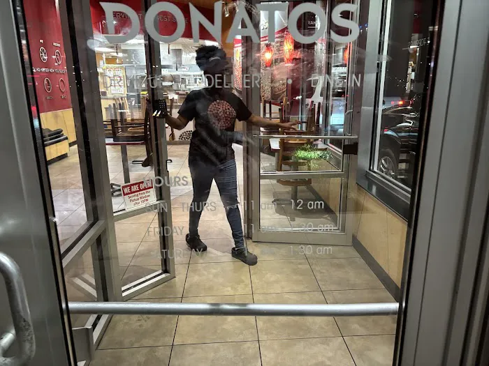 Donatos Pizza Picture 2