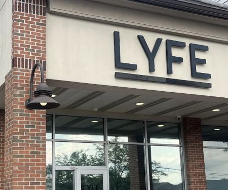 LYFE Kitchen and Kocktails