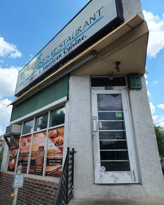 Island Vibes Restaurant Picture 2