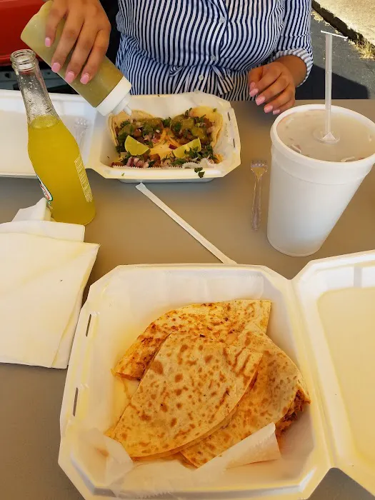 2 Brothers Tacos Picture 7