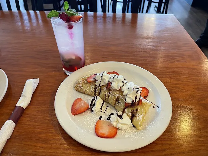 Grand Day Cafe Picture 7