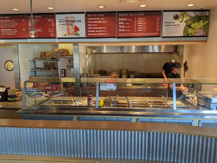 Chipotle Mexican Grill Picture 7
