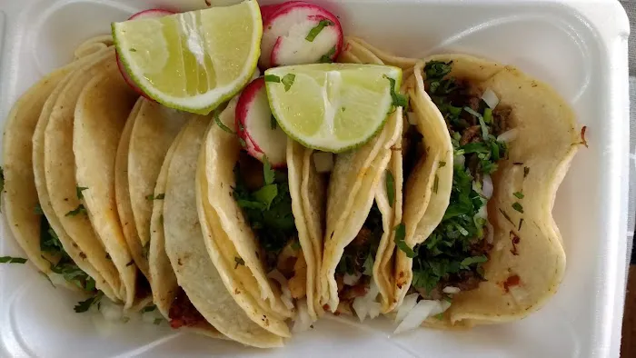 Los Primos Tacos Picture 1