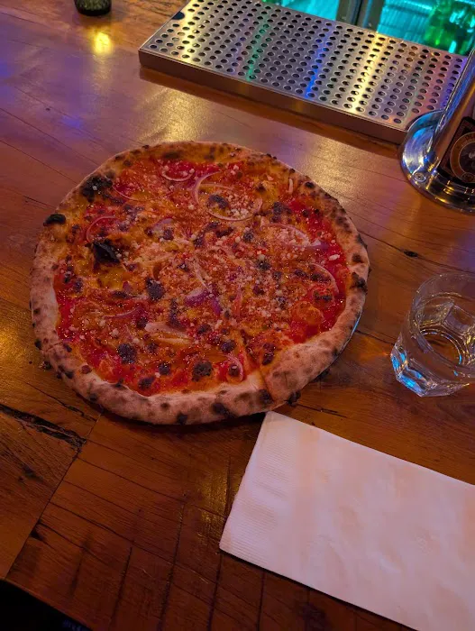 Paulie Gee's Short North Picture 4