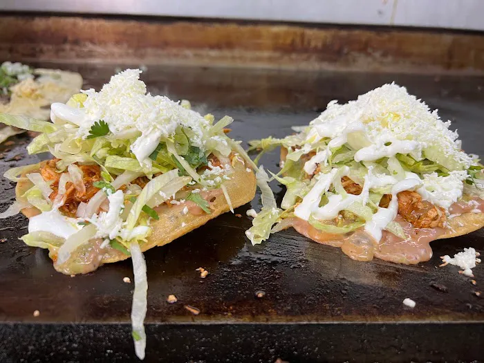 Machete Taqueria - Food Truck Picture 3