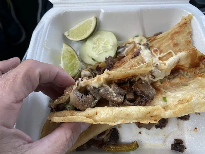 Machete Taqueria - Food Truck Picture 10