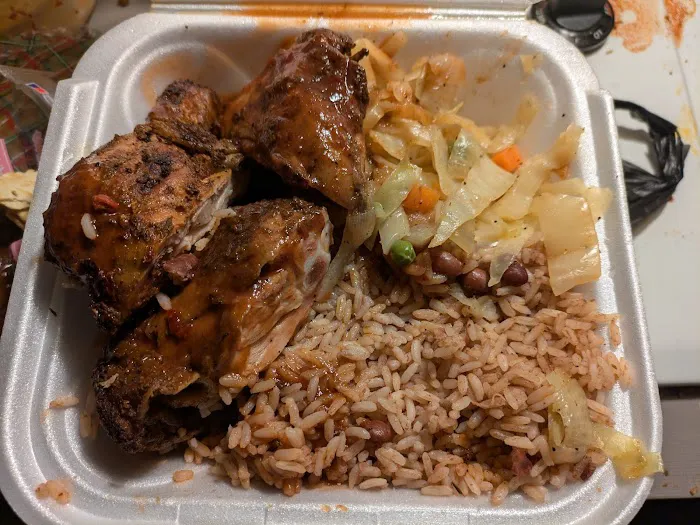Lady Nay's Caribbean and Soul Picture 2