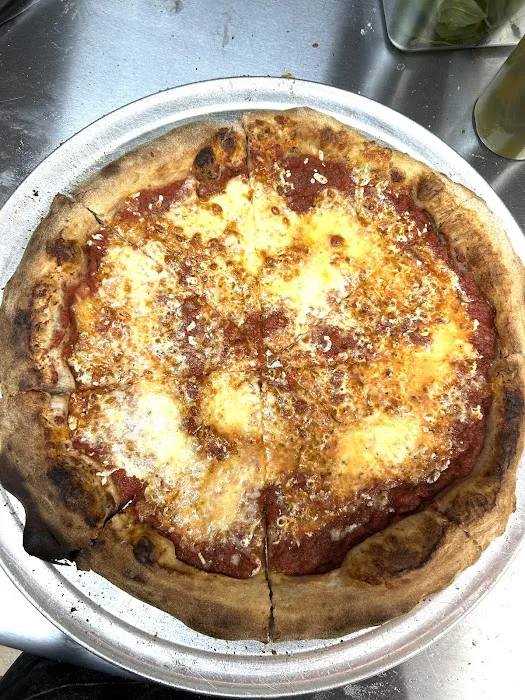 East Pizzeria Picture 9