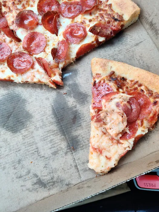 Little Caesars Pizza Picture 7
