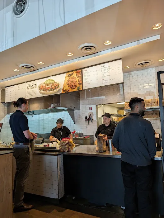 Chipotle Mexican Grill Picture 6