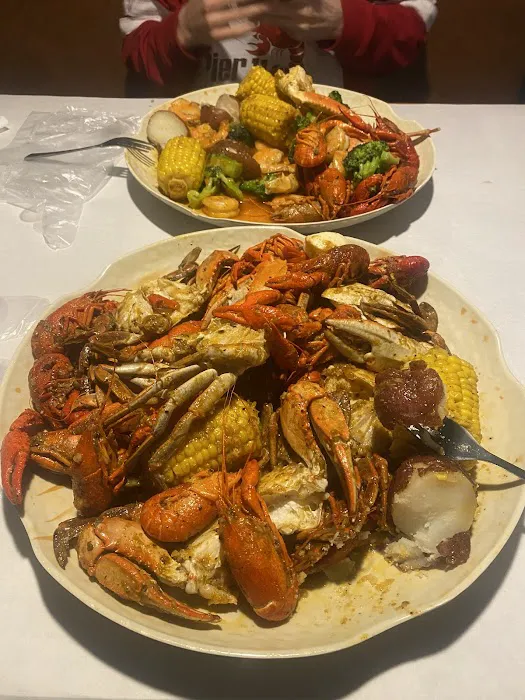 Pier 11 Boiling Seafood & Bar Picture 6