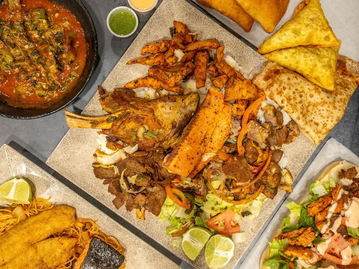Hooyo Grill & Cafe Picture 2