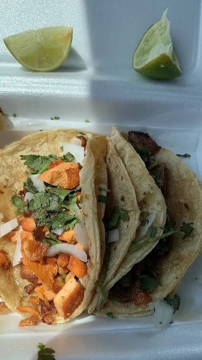 Taqueria Los Michoacanos Picture 7