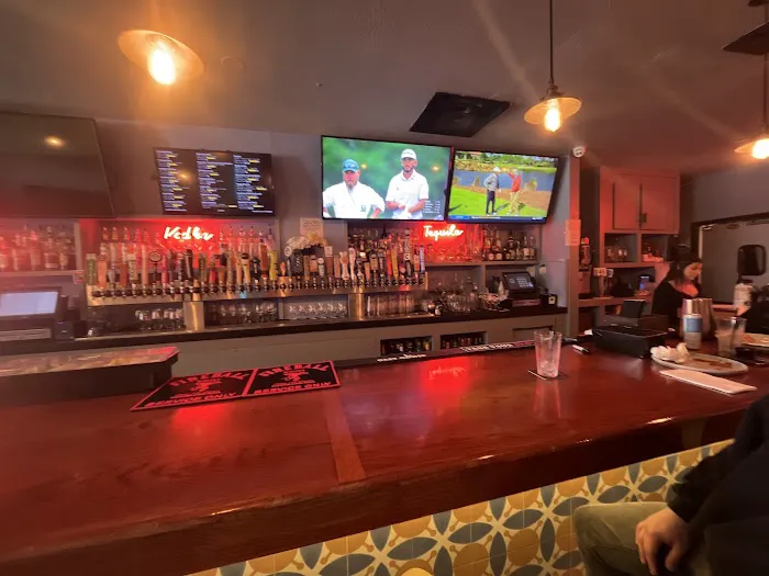 Fourth Street Taproom & Kitchen Picture 6