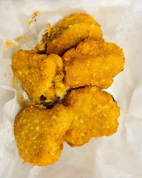 Wings and More & pizza (Hallal)100% Picture 4