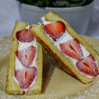 Clutch Handheld Breakfast ico