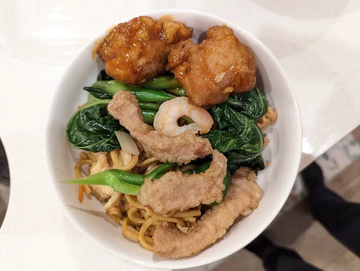 Nong's Hunan Express Picture 5