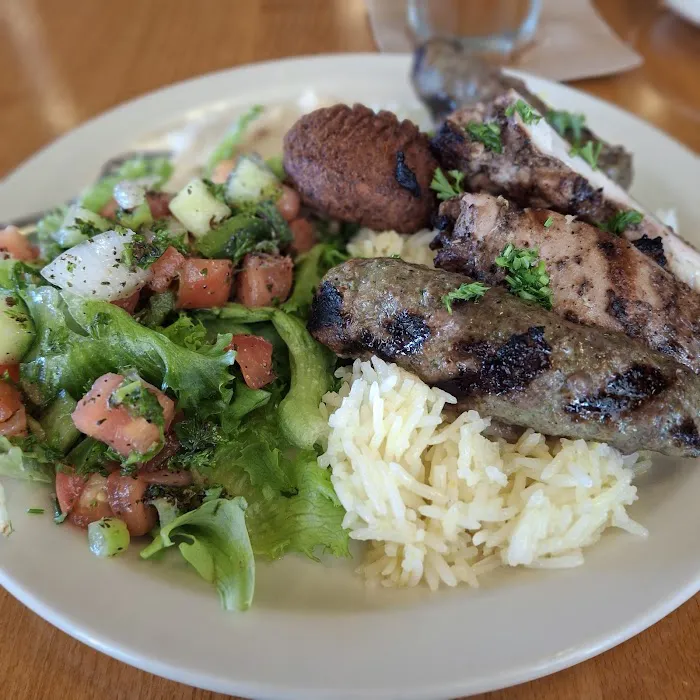 Aladdin's Eatery Grandview Picture 2