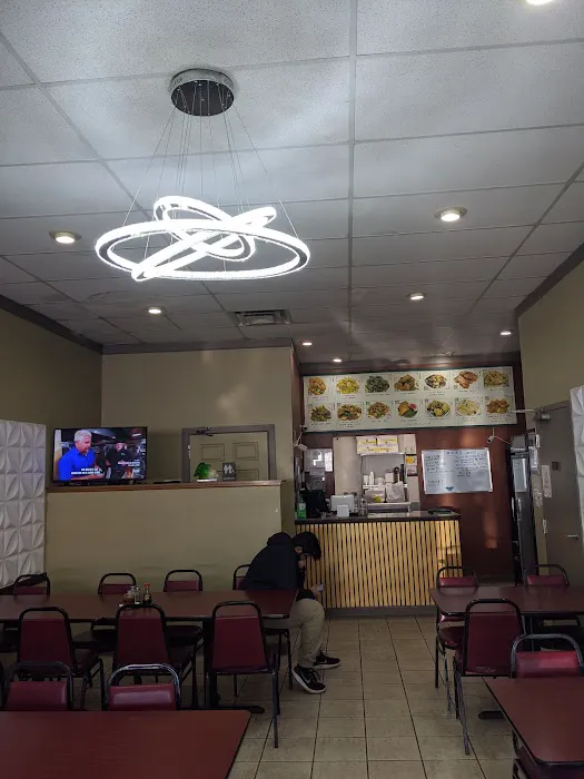 Yau's Chinese Bistro Picture 2