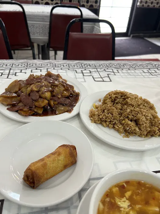 Yau's Chinese Bistro Picture 8