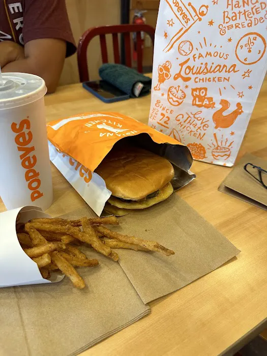 Popeyes Louisiana Kitchen Picture 5