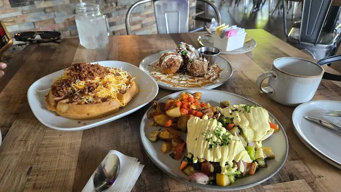 Drunch Eatery + Bar Picture 1