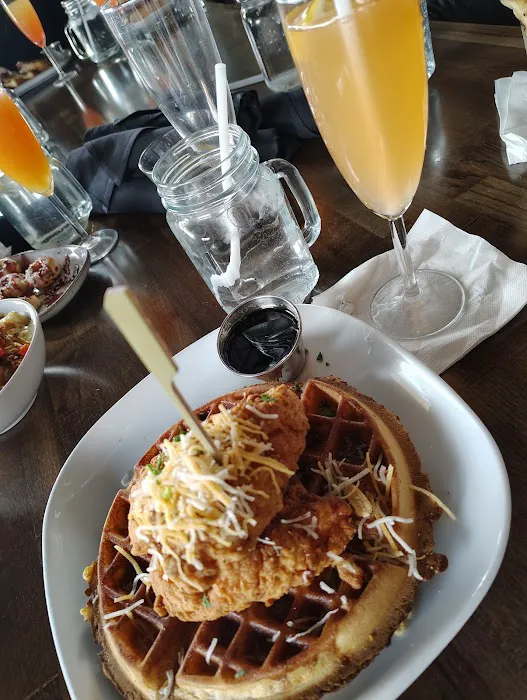 Drunch Eatery + Bar Picture 6