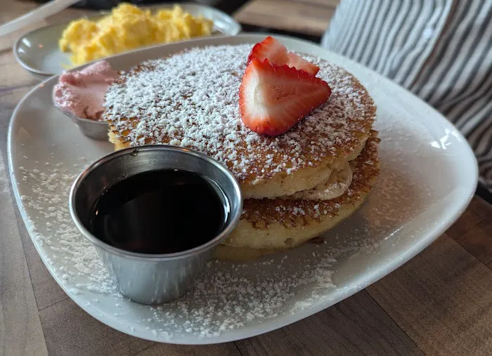 Drunch Eatery + Bar Picture 8