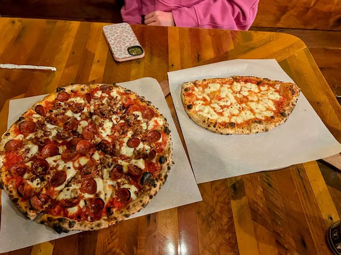 GoreMade Pizza Picture 5