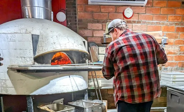 GoreMade Pizza Picture 6