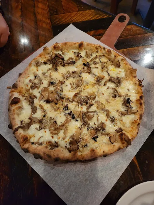 GoreMade Pizza Picture 7