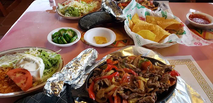 Los Mariachis Mexican Restaurant Picture 3