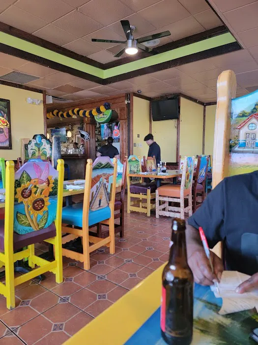 Los Mariachis Mexican Restaurant Picture 5