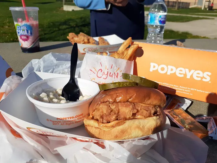 Popeyes Louisiana Kitchen Picture 6