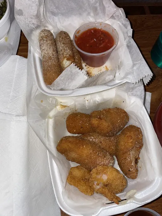 Peppers Wings & Fish Picture 8